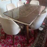 میز ناهار خوری ۶ نفره در حد نو