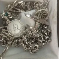 نقرهای شکسته