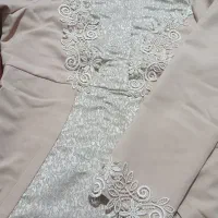 مانتو همراه با شال|لباس|خوی, |دیوار