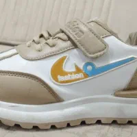 کفش اسپرت تمیز