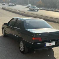 پژو 405 مدل ۸۲