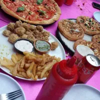 برگزار کننده ایونت و تولد