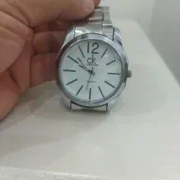 ساعت شیک و سالم