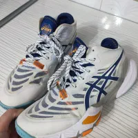 کتونی asics|کیف، کفش، کمربند|رشت, نظری|دیوار