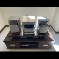 ضبط صوت LG به همراه میز