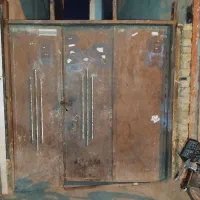 در حیاط|مصالح و تجهیزات ساختمان|تاکستان, |دیوار