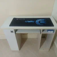 میز تحریر و کامپیوتر قابل معاوضه