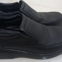 کفش طبی و چرمی