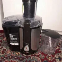 آبمیوه گیری استیل پرقدرت در حد آکبند