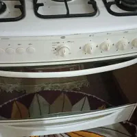 گاز پنج شعله تمیز فر دار و گردان جوجه دار