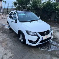 کوییک r سفید مشکی با رینک