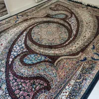 یک جفت فرش قرمز|فرش|تهران, گمرک|دیوار
