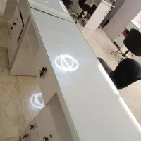 تخت مژه فشیال میز ناخن پدیکور پاف وکانتروترولی|آرایشگاه و سالنهای زیبایی|کرج, اتحاد|دیوار