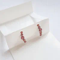 گوشواره نقره نگینی مدل صورتی، درخشش جذاب