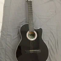 گیتار یاماها c40