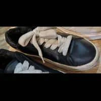 دو عدد کتونی ولف و اسپرت لایف