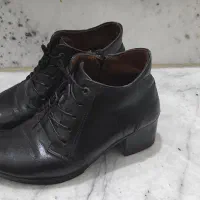 کفش و کتونی اسپرت زنانه