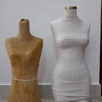 مانکن نیم تنه در حد نو