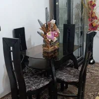 گنجه و میز ناهار خوری