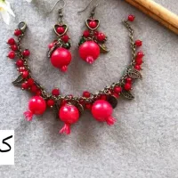 اکسسوری یلدایی. گردنبند. گوشوار. دستبند|بدلیجات|شیراز, نیستان|دیوار