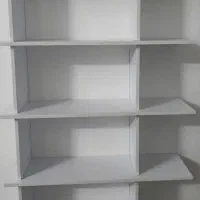 کتابخانه یا شلف دیواری در حد نو|کتابخانه، شلف، قفسه‌های دیواری|قم, زنبیل آباد|دیوار