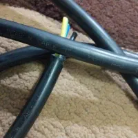 کابل‌سه‌ریشه‌فروشی