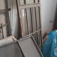 درب و پنجره باشیشه