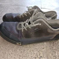 کفش مرل|کیف، کفش، کمربند|دورود, |دیوار