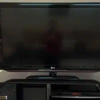 تلویزیون ۴۲ اینچ ال سی دی با سینما خانگی ومیز