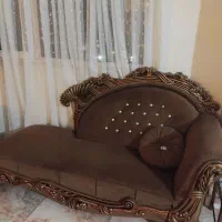 نیم ست مبل راحتی تاجدار  در حد نو و با دوام