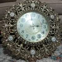 ساعت دیواری