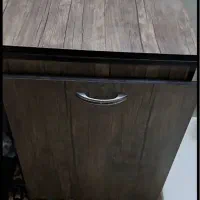 میز چرخ صندلی دار