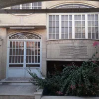 ویلایی دربست /بر صدوقی ، بهترین لوکیشن|اجارهٔ خانه و ویلا|قم, جهان بینی|دیوار