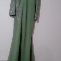 ماکس مجلسی|لباس|کبودرآهنگ, |دیوار