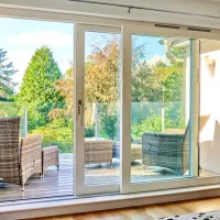 تعمیر وتنظیم درب و پنجره های آلومینیومی و UPVC|خدمات پیشه و مهارت|اردبیل, |دیوار