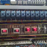 خدمات برق صنعتی وساختمانی