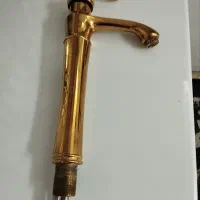 دوتا شیر روشویی و اشپزخانه طلایی و نقره ای|لوازم سرویس بهداشتی|قم, شاه سید علی|دیوار