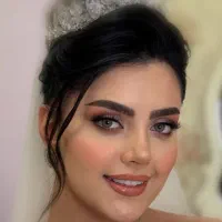 میکاپ و شنیون و رنگ و لایت