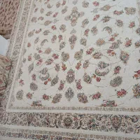 فرش ۹ متری طرح گل افشان در حد نو نو