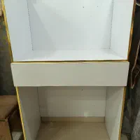 میز کشوب دار