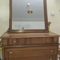 آینه و درباره چهار کشویی