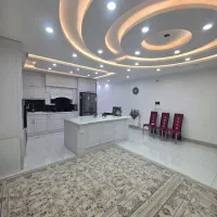 خانه طبقه بالا پارک ماشین