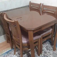 میز نهارخوری چهار نفره