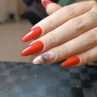 کاشت ناخن،اکستنشن مژه و مو،بافت مو،میکاپ،شینیون