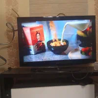 میز تی وی با چوب هایگلس با نور مخفی