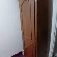 کمد لباس چوبی تک