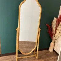 استخدام متخصص شیشه و آینه حقوق بالا و کارگر ساده