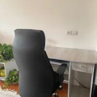 میز کامپیوتر و صندلی