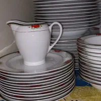 سرویس ۱۲ نفره چینی|ظروف سرو و پذیرایی|اصفهان, بهارستان|دیوار