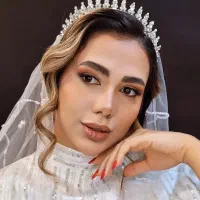 میکاپ و شینیون با ۵۰ درصد تخفیف به مدت محدود|خدمات آرایشگری و زیبایی|اصفهان, عباس‌آباد|دیوار